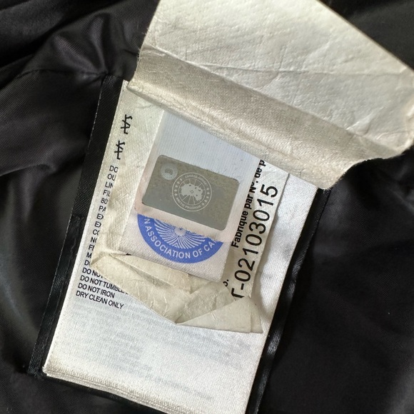 100% Authentic CANADA GOOSE Campden Jacket Sz Small - Picture 14 of 16